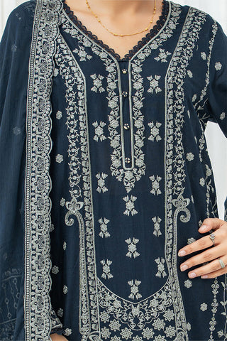 Close up of thread and sequin embroidery on navy blue lawn suit HS280